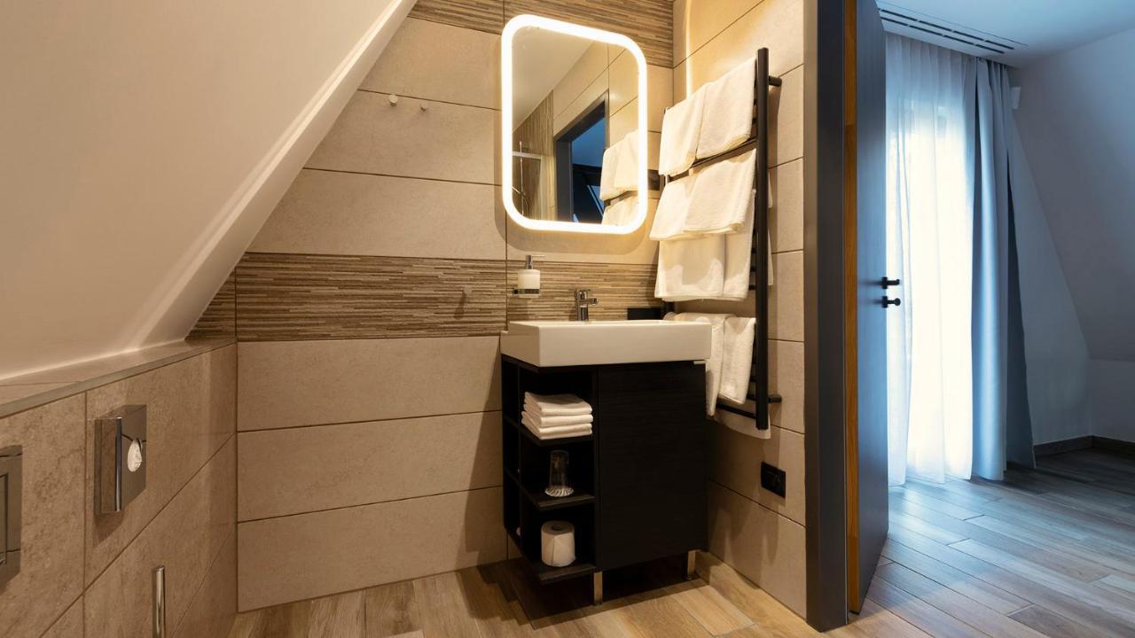 Hotel Donautica & Restaurant Fadd-Dombori